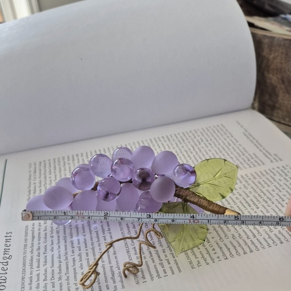 Murano Glass Lilac Glass Grape Cluster - Picture 4 of 5